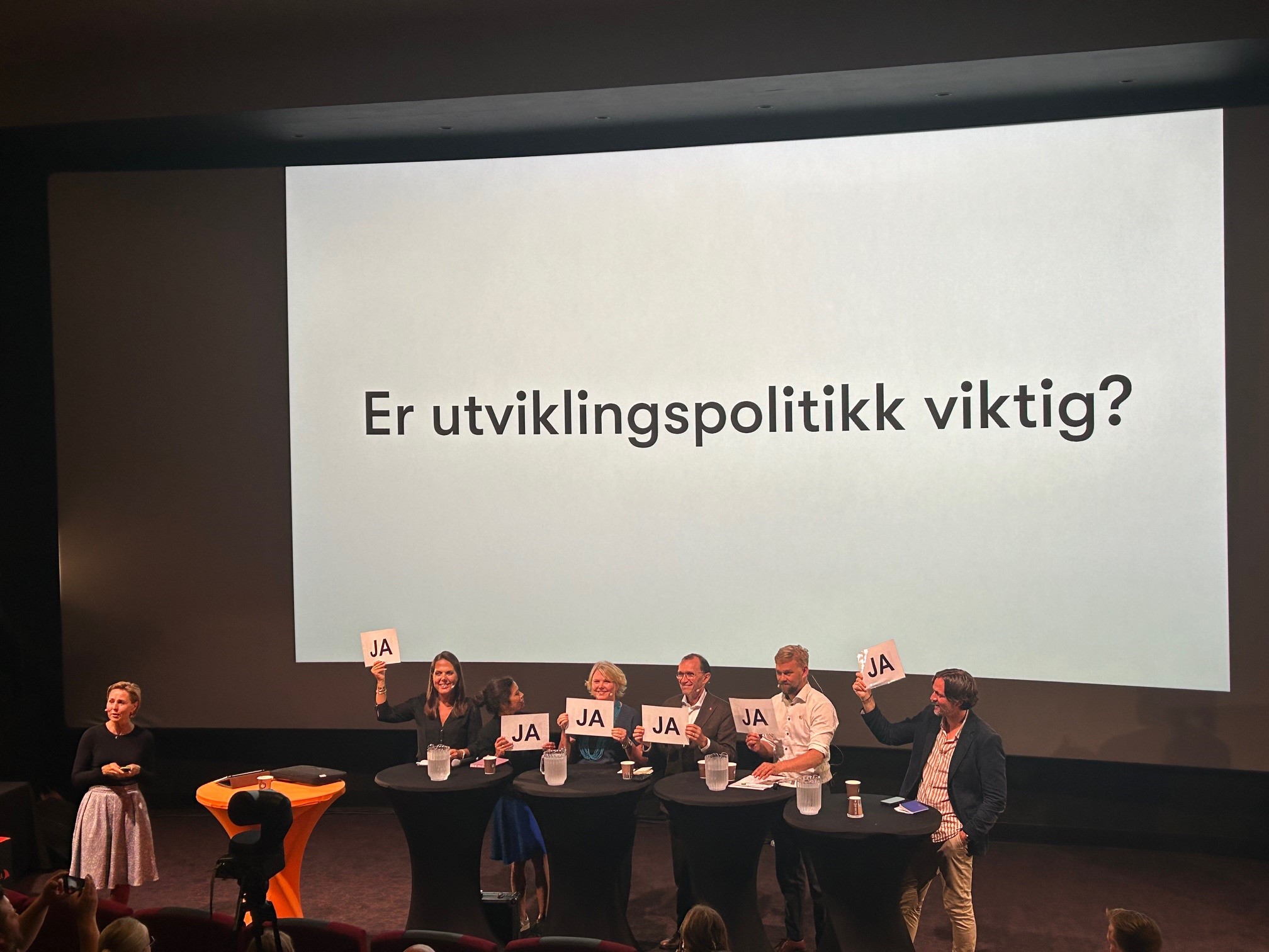 Utviklingsdebatten i Arendal.jpg