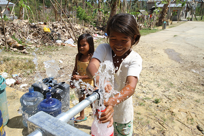 NCA responded quickly when the typhoon struck the Philippines and established safe water points.